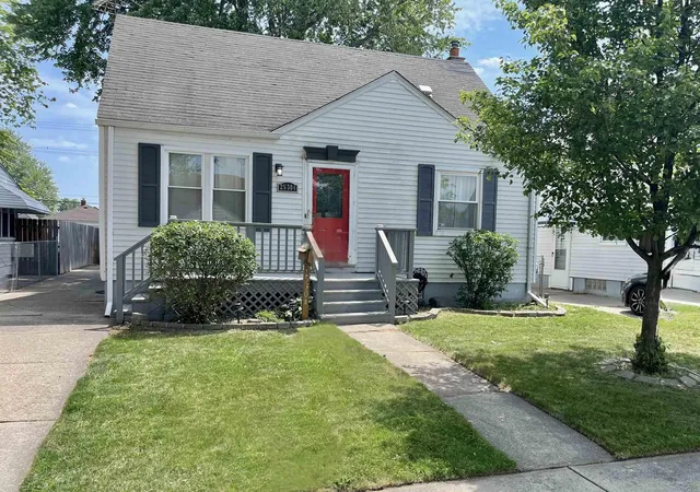 Photo 1 of Single family home for sale at 25304 Culver St, Saint Clair Shores, MI 48081 | MLS# 50224184 | Listing updated on 2026-10-10