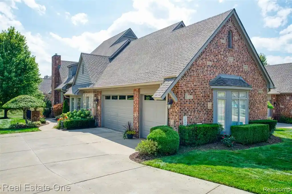 Listing Photo 1 - Condo for sale in 10844 Sparkling Waters Ct located at 10844 Sparkling Waters Ct, South Lyon, MI 48116 - Unit 10844 Sparkling Waters Ct
