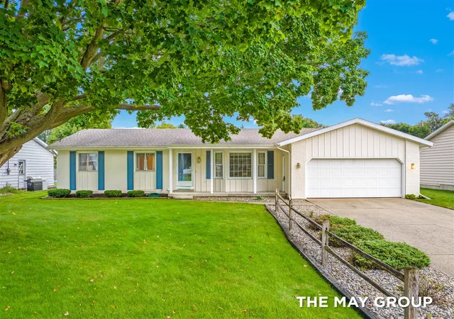 Photo 1 of Single family home for sale at 3908 Meadowood Ln, Grandville, MI 49418 | MLS# 70556120 | Listing updated on 2026-09-16