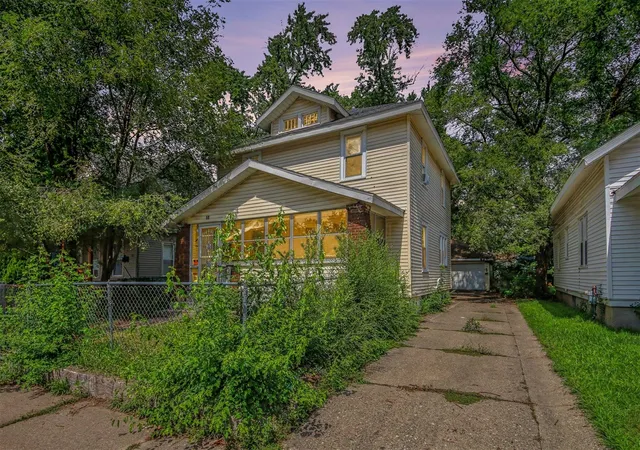 Photo 1 of Single family home for sale at 59 Banner St, Grand Rapids, MI 49507 | MLS# 70553663 | Listing updated on 2026-09-11