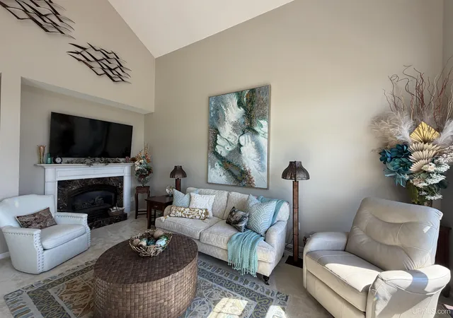 Photo 3 of Condo for sale at 219 N Lakeshore Blvd #5, Marquette, MI 49855 | MLS# 50217842 | Listing updated on 2026-09-22