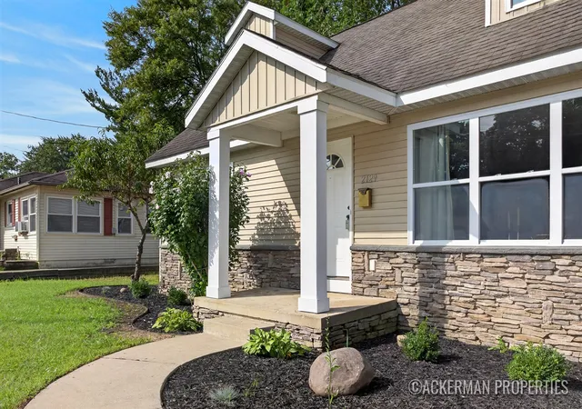 Photo 2 of Sale Pending at 2129 Cleveland Ave, Wyoming, MI 49509 | MLS# 70556268 | Listing updated on 2026-09-16