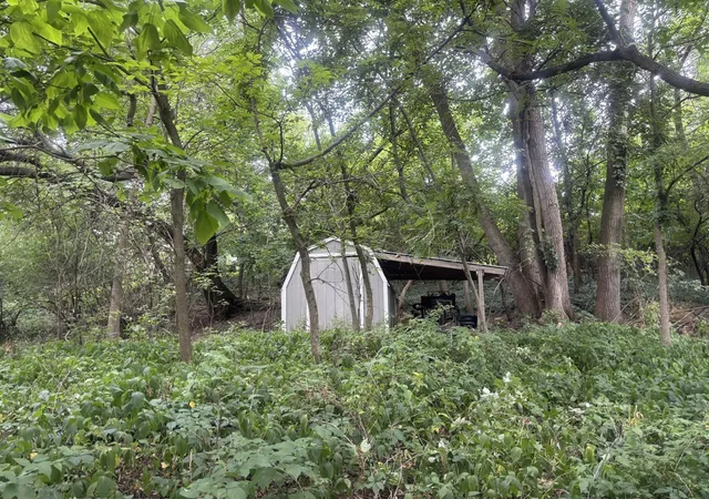 Photo 1 of Land for sale at 615 Hubert St, Grand Rapids, MI 49503 | MLS# 70553241 | Listing updated on 2026-09-18