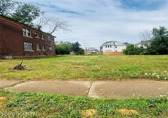 Photo 3 of Single family home for sale at 1650 Blaine St, Detroit, MI 48206 2200 | MLS# 61024691 | Listing updated on 2026-09-16