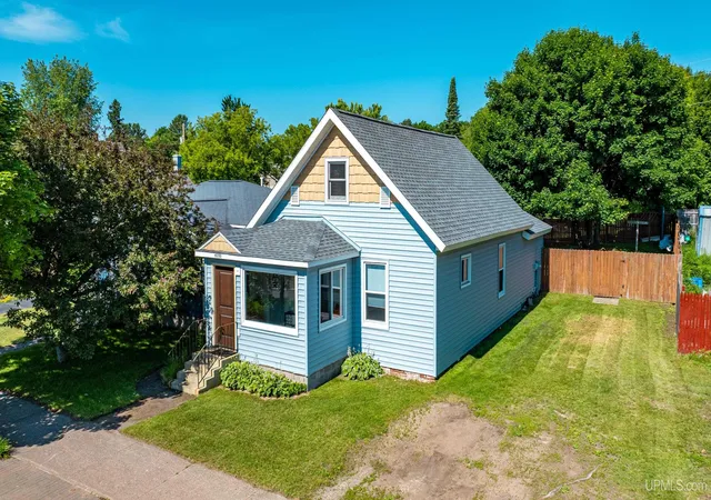 Single family home for sale at 42155 Willson Memorial Dr, Chassell, MI 49916 | MLS# 50223249