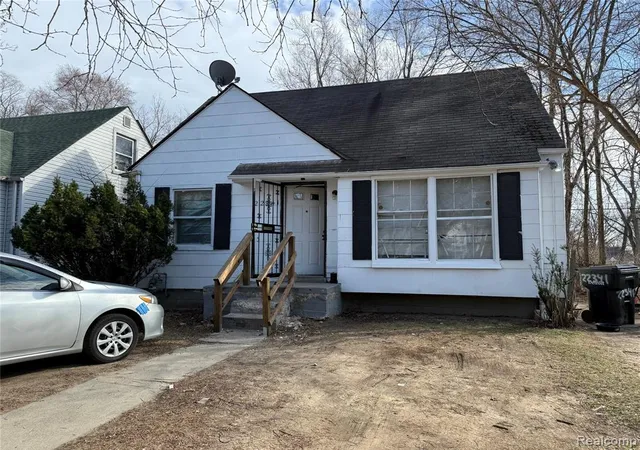 Photo 1 of Single family home for sale at 22341 Lyndon St, Detroit, MI 48223 | MLS# 61029808 | Listing updated on 2026-10-07