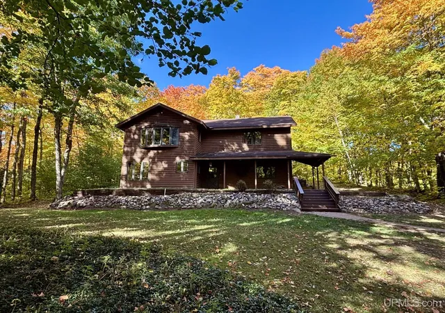 Photo 1 of Single family home for sale at 140 White Bear Dr, Negaunee, MI 49866 | MLS# 50223809 | Listing updated on 2026-10-13