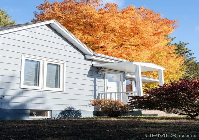 Photo 3 of Single family home for sale at 130 N Birch St, Gwinn, MI 49841 | MLS# 50223986 | Listing updated on 2026-10-06