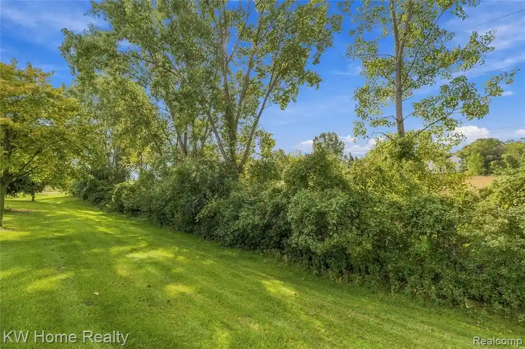 Listing Photo 24 - Condo for sale in 3216 High Pointe Ridge Rd located at 3216 High Pointe Ridge Rd, Lake Orion, MI 48359 - Unit 3216 High Pointe Ridge Rd