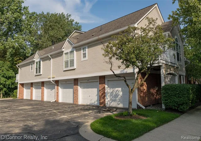 Photo 1 of Condo for sale at 56242 Troon, Shelby Township, MI 48316 | MLS# 61028209 | Listing updated on 2026-09-15