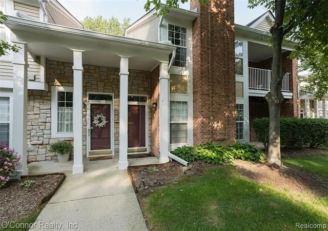 Photo 3 of Condo for sale at 56242 Troon, Shelby Township, MI 48316 | MLS# 61028209 | Listing updated on 2026-09-15