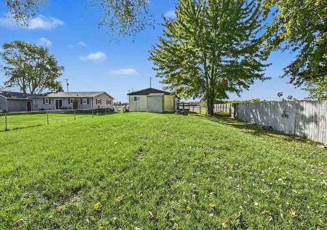 Photo 3 of Single family home for sale at 1610 W Hotchkiss Rd, Freeland, MI 48623 | MLS# 50224736 | Listing updated on 2026-10-13