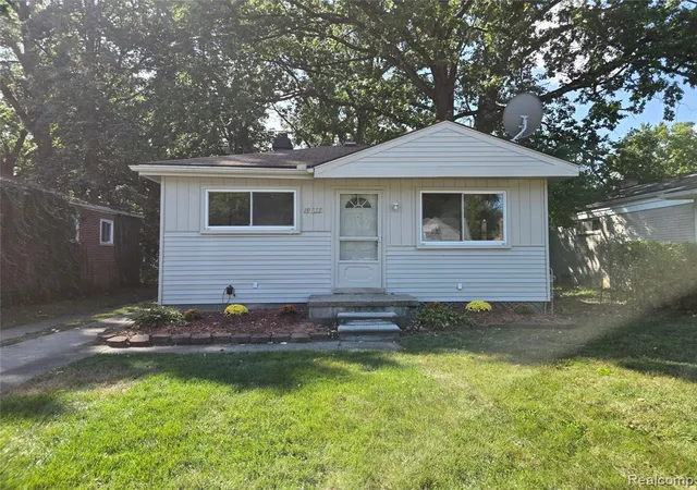 Photo 3 of Single family home for sale at 19813 Inkster Rd, Livonia, MI 48152 | MLS# 61029749 | Listing updated on 2026-10-09