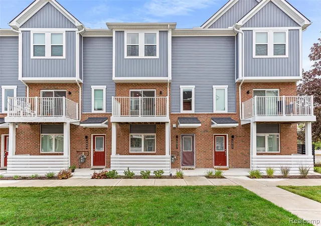 Photo 1 of Condo for sale at 4837 Lismore Ln, Troy, MI 48085 | MLS# 61031626 | Listing updated on 2026-10-11