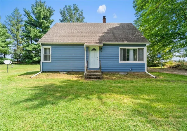 Photo 2 of Single family home for sale at 9718 19 1/2 Mile Rd, Marshall, MI 49068 | MLS# 70554834 | Listing updated on 2026-09-18