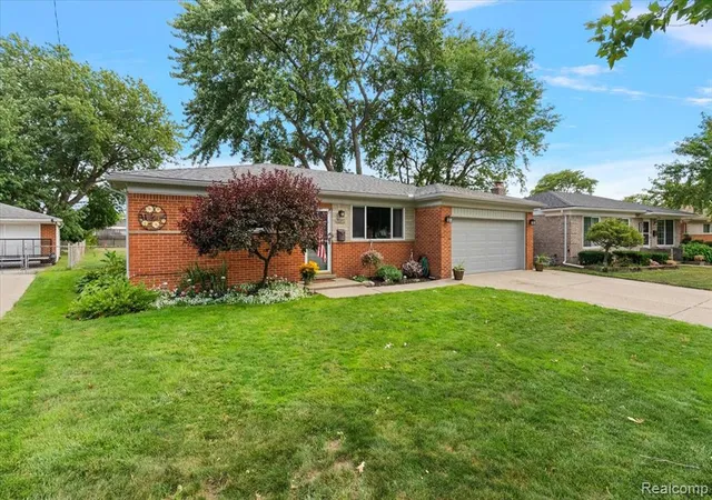 Photo 1 of Sale Pending at 31182 Tecla Dr, Warren, MI 48088 2036 | MLS# 61024981 | Listing updated on 2026-09-18