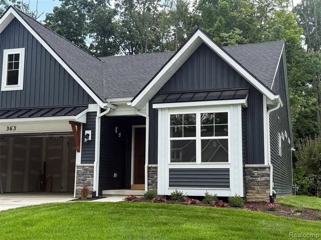 Listing Photo 1 - Condo for sale in 363 Cyn Creek Ct located at 363 Cyn Creek Ct, Howell, MI 48843 - Unit #22