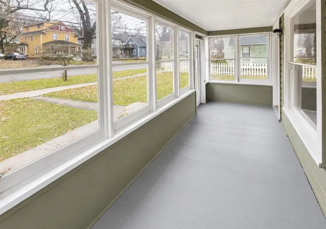 Photo 4 of Sale Pending at 1115 Merrill St, Kalamazoo, MI 49008 | MLS# 70555701 | Listing updated on 2026-09-02