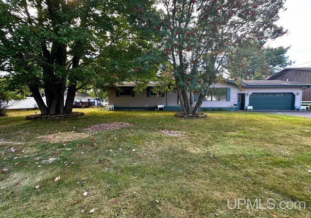Photo 1 of Single family home for sale at 367 N Adams St, Gwinn, MI 49841 | MLS# 50220840 | Listing updated on 2026-09-14