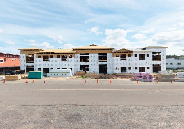 Photo 1 of Condo for sale at (unit N 4)   105 Front St, L'anse, MI 49946 | MLS# 50210861 | Listing updated on 2026-09-24