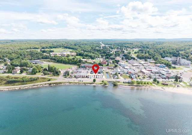 Listing Photo 5 - Condo for sale in building located at 105 N Front St, L'Anse, MI 49946