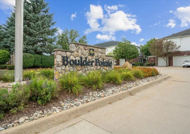 Photo 2 of Condo for sale at 6729 Boulder Pointe Dr #8, Washington, MI 48094 | MLS# 50222193 | Listing updated on 2026-09-25