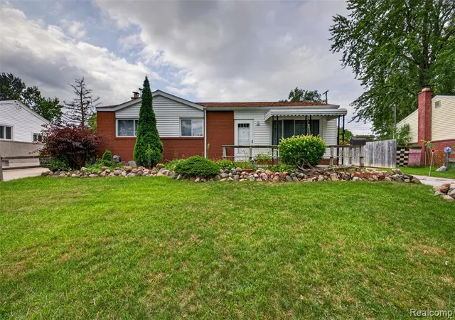 Photo 1 of Single family home for sale at 310 Tamarac Dr, Davison, MI 48423 1938 | MLS# 61025934 | Listing updated on 2026-09-05