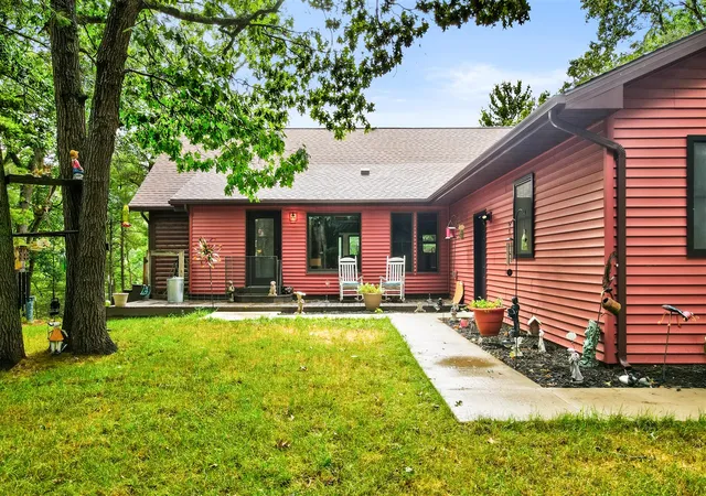 Photo 3 of Single family home for sale at 7616 Automobile Rd, Twin Lake, MI 49457 | MLS# 70555723 | Listing updated on 2026-09-08