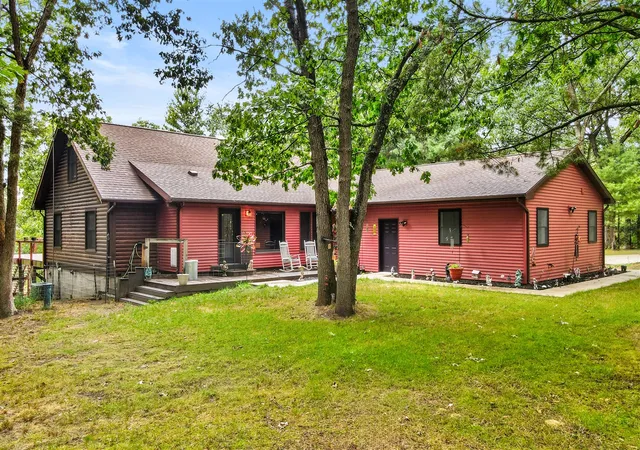 Photo 3 of Single family home for sale at 7616 Automobile Rd, Twin Lake, MI 49457 | MLS# 70555723 | Listing updated on 2026-09-08
