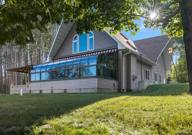 Photo 4 of Single family home for sale at 9999 I Rd, Cornell, MI 49818 | MLS# 50221548 | Listing updated on 2026-09-11