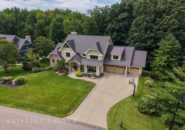 Photo 3 of Single family home for sale at 5782 Manchester Hills Dr, Grand Rapids, MI 49546 | MLS# 70554464 | Listing updated on 2026-09-11