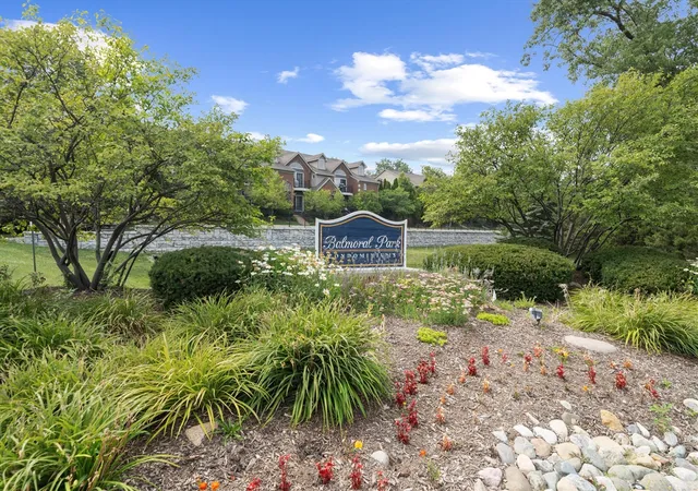 Photo 3 of Condo for sale at 228 W Oakbrook Dr, Ann Arbor, MI 48103 | MLS# 70547394 | Listing updated on 2026-09-04
