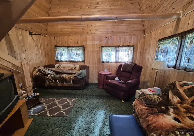 Photo 4 of Sale Pending at 1746 Sz Rd, Cornell, MI 49818 | MLS# 50220818 | Listing updated on 2026-10-16