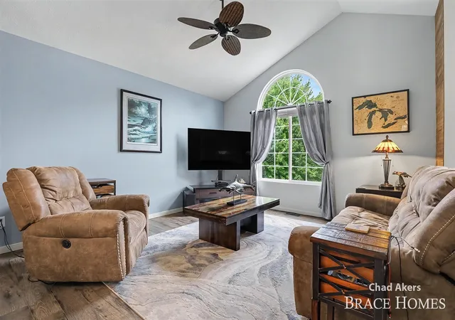 Photo 4 of Sale Pending at 6876 Northway Dr, Rockford, MI 49341 | MLS# 70556484 | Listing updated on 2026-09-04