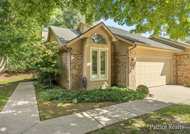 Photo 1 of Condo for sale at 2108 Tall Meadow St, Grand Rapids, MI 49505 | MLS# 70560493 | Listing updated on 2026-10-26