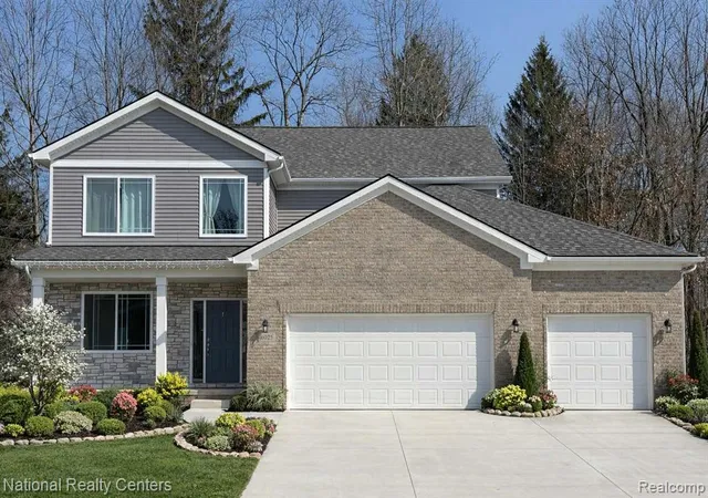 Photo 1 of Single family home for sale at 5583 Morgan Lake Dr, Clarkston, MI 48348 | MLS# 61024155 | Listing updated on 2026-10-11