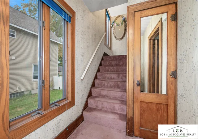 Photo 3 of Single family home for sale at 843 Temple St, Grand Rapids, MI 49507 | MLS# 70563830 | Listing updated on 2026-10-23