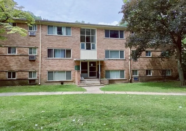Photo 1 of Condo for sale at 17284 Bentler St, Detroit, MI 48219 | MLS# 70554519 | Listing updated on 2026-09-09
