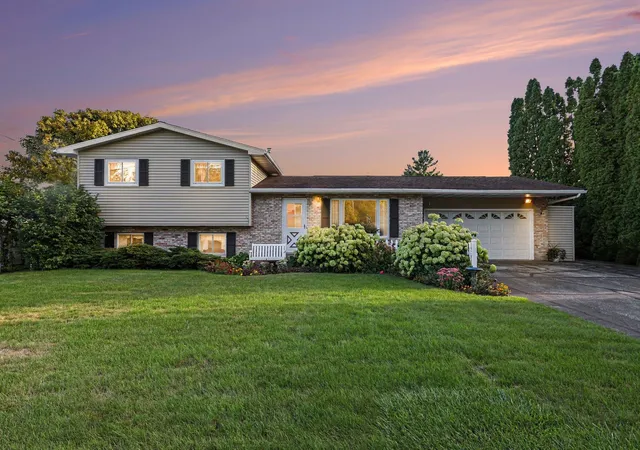 Photo 1 of Single family home for sale at 3852 Wheeler Rd, Bay City, MI 48706 | MLS# 50221694 | Listing updated on 2026-10-21
