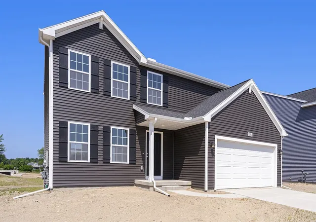 Single family home for sale at 1121 Glen Elm St, Big Rapids, MI 49307-1285 | MLS# 70557717