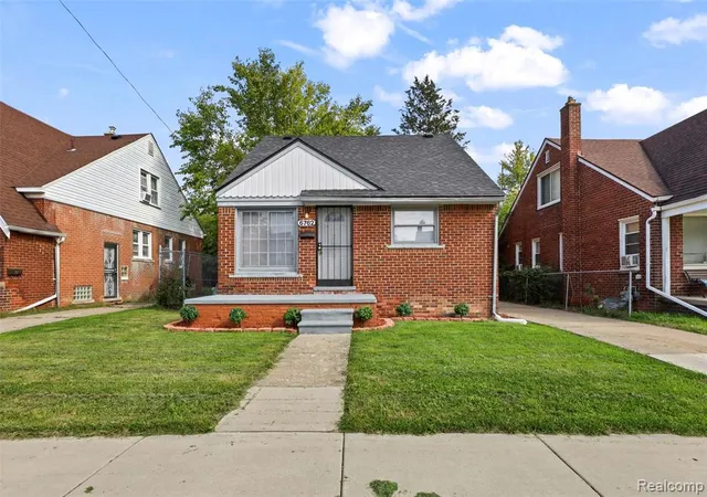 Photo 1 of Single family home for sale at 6762 Greenview Ave, Detroit, MI 48228 | MLS# 61038123 | Listing updated on 2026-10-14