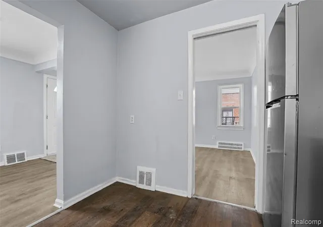 Photo 4 of Single family home for sale at 6762 Greenview Ave, Detroit, MI 48228 | MLS# 61038123 | Listing updated on 2026-10-14