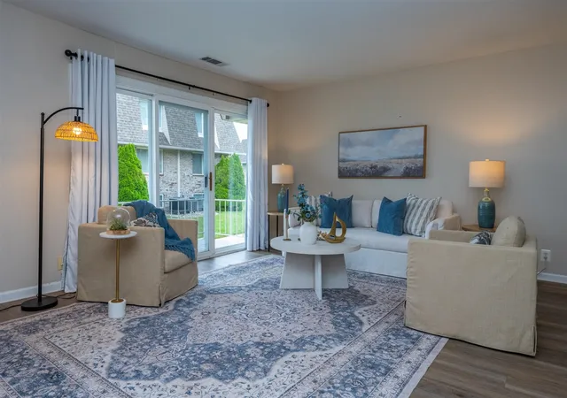 Photo 3 of Sale Pending at 3618 Lakeshore Dr #8, Saint Joseph, MI 49085 | MLS# 70555390 | Listing updated on 2026-09-07