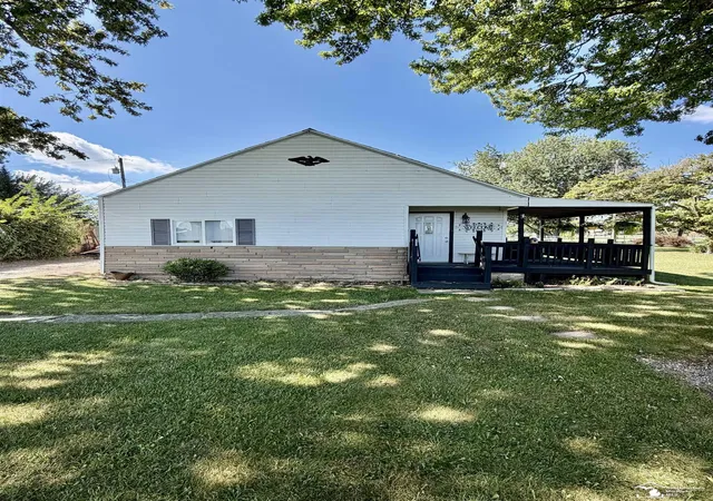 Photo 1 of Sale Pending at 2956 Nadeau Rd, Monroe, MI 48162 | MLS# 50220060 | Listing updated on 2026-09-14