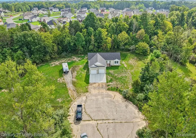 Photo 3 of Land for sale at 2088 Creekwood Ct, Grand Blanc, MI 48439 | MLS# 61028770 | Listing updated on 2026-09-15