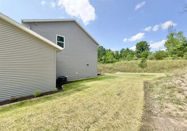 Photo 3 of Single family home for sale at 5871 Valley Point Dr, Caledonia, MI 49316 | MLS# 70504148 | Listing updated on 2026-09-09