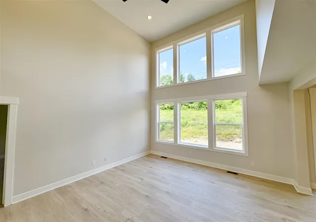 Photo 4 of Single family home for sale at 5871 Valley Point Dr, Caledonia, MI 49316 | MLS# 70504148 | Listing updated on 2026-09-09