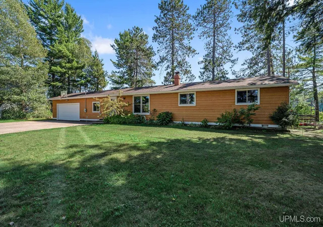 Photo 3 of Single family home for sale at 1101 Bianchi Ln, Gwinn, MI 49849 | MLS# 50219551 | Listing updated on 2026-09-06