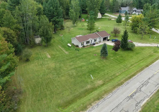Photo 1 of Single family home for sale at 5348/5340 Avebury Way, Gladwin, MI 48624 | MLS# 50223055 | Listing updated on 2026-10-03