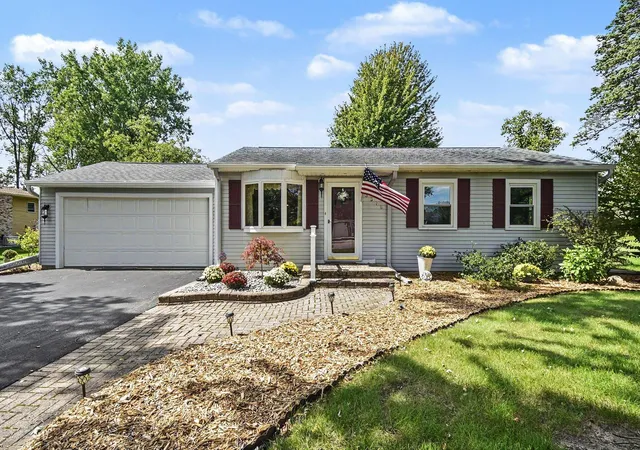 Photo 3 of Single family home for sale at 3378 State St Rd, Bay City, MI 48706 | MLS# 50221961 | Listing updated on 2026-10-04